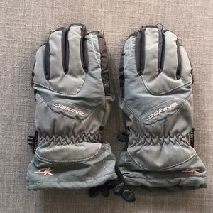 Dakine Snowboard/Ski Gloves